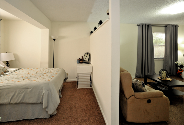 Bedroom with bed and lamps